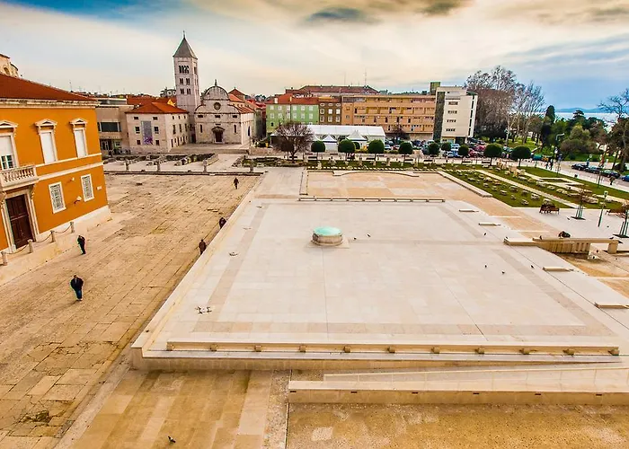 公寓 罗马广场公寓 *